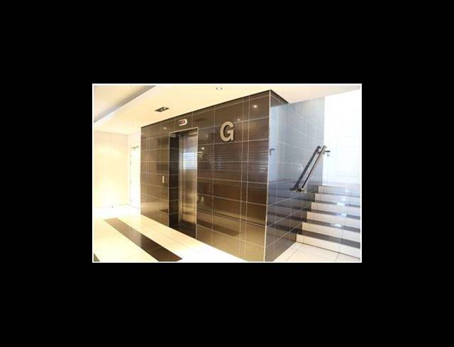 369M² OFFICE TO LET IN CENTURY CITY